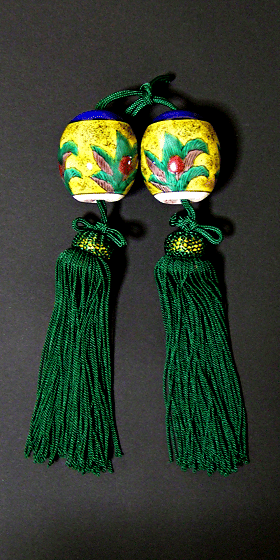 [ Kutani ware Fuchin ] Lucky Grass